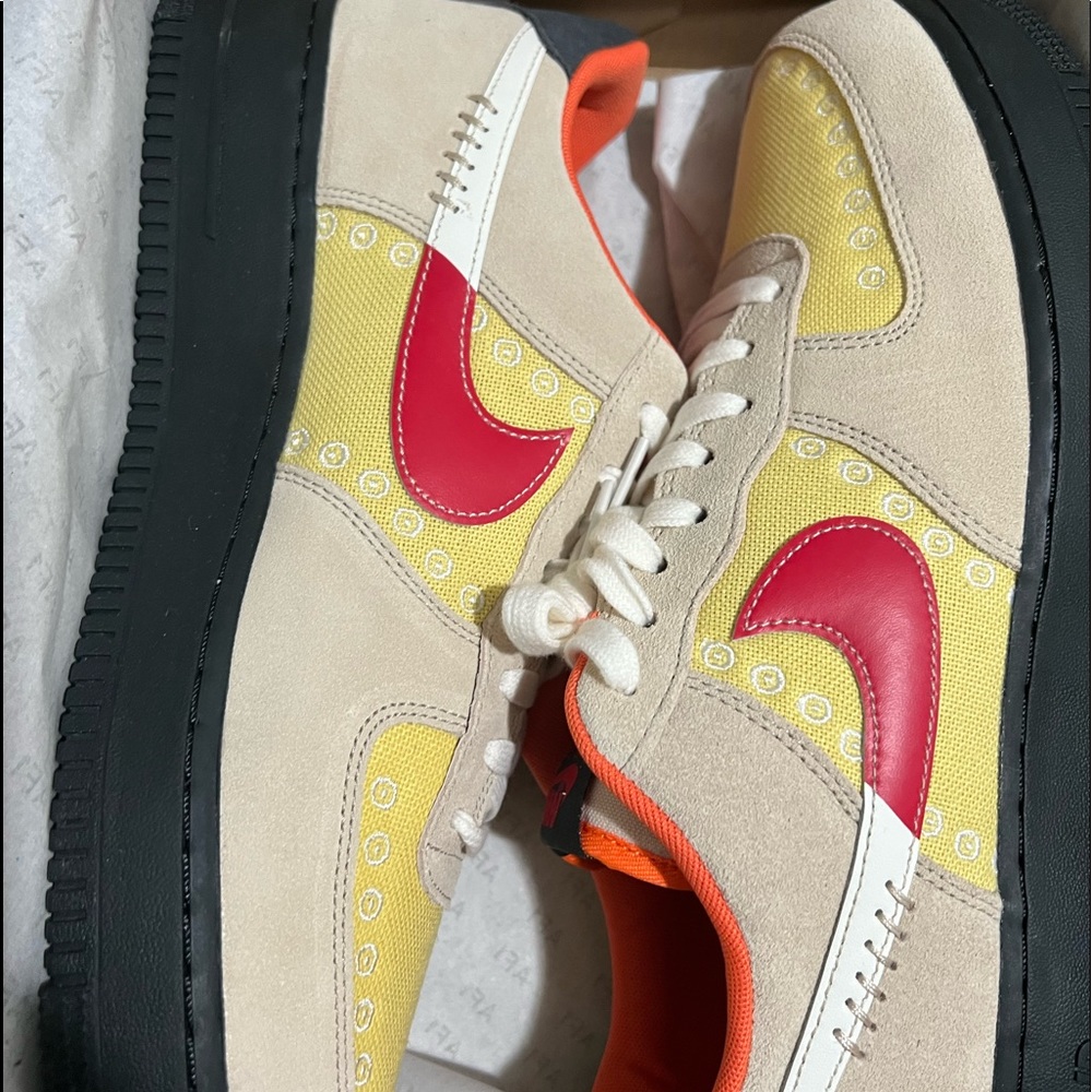 2022 Air Force 1 '07 'Somos Familia' Mens 11